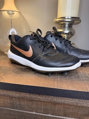 Nike Golf Shoes Womens 8.5 Black Brown Swoosh AR5582-001 Spikeless Athletic